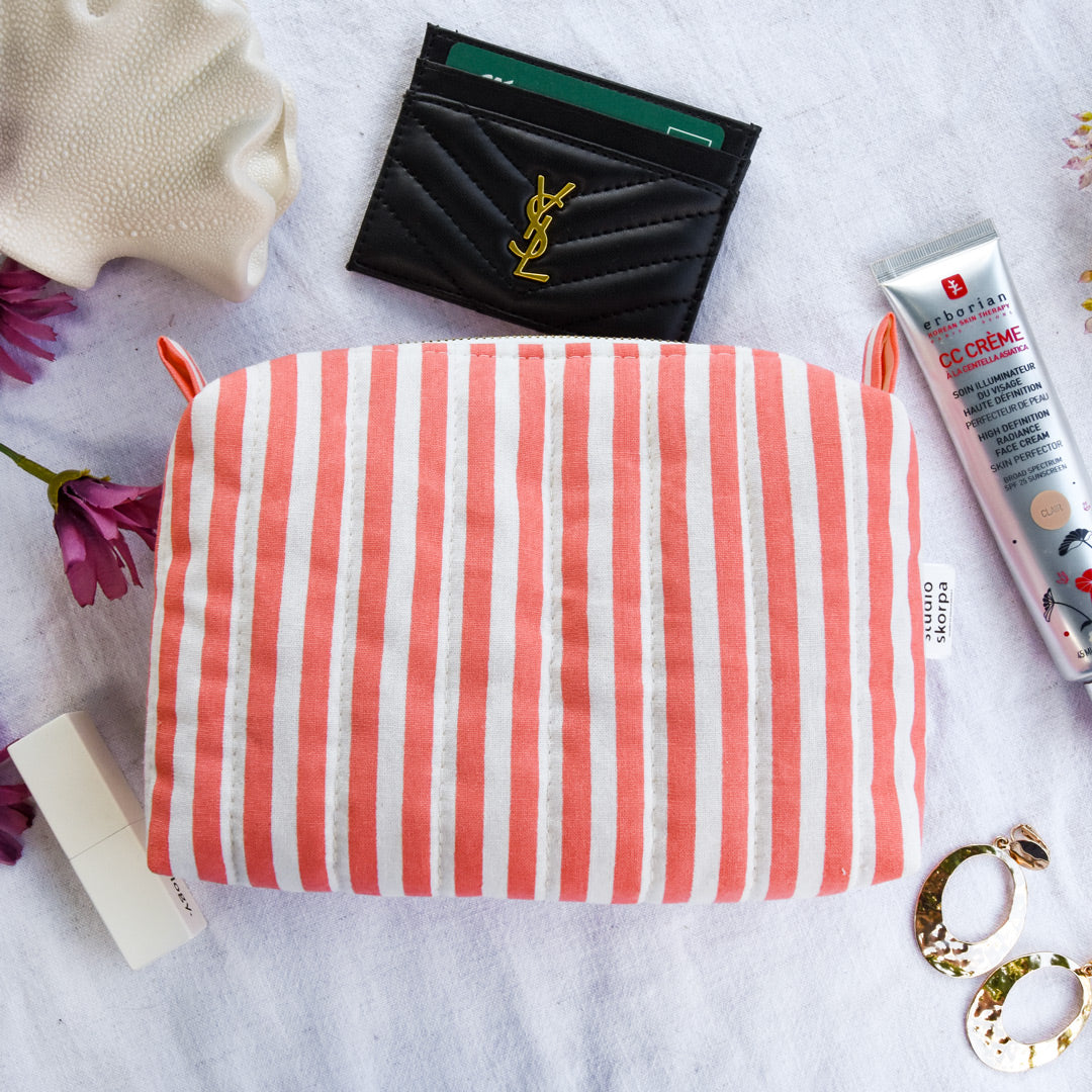 the perfect trousse • M
