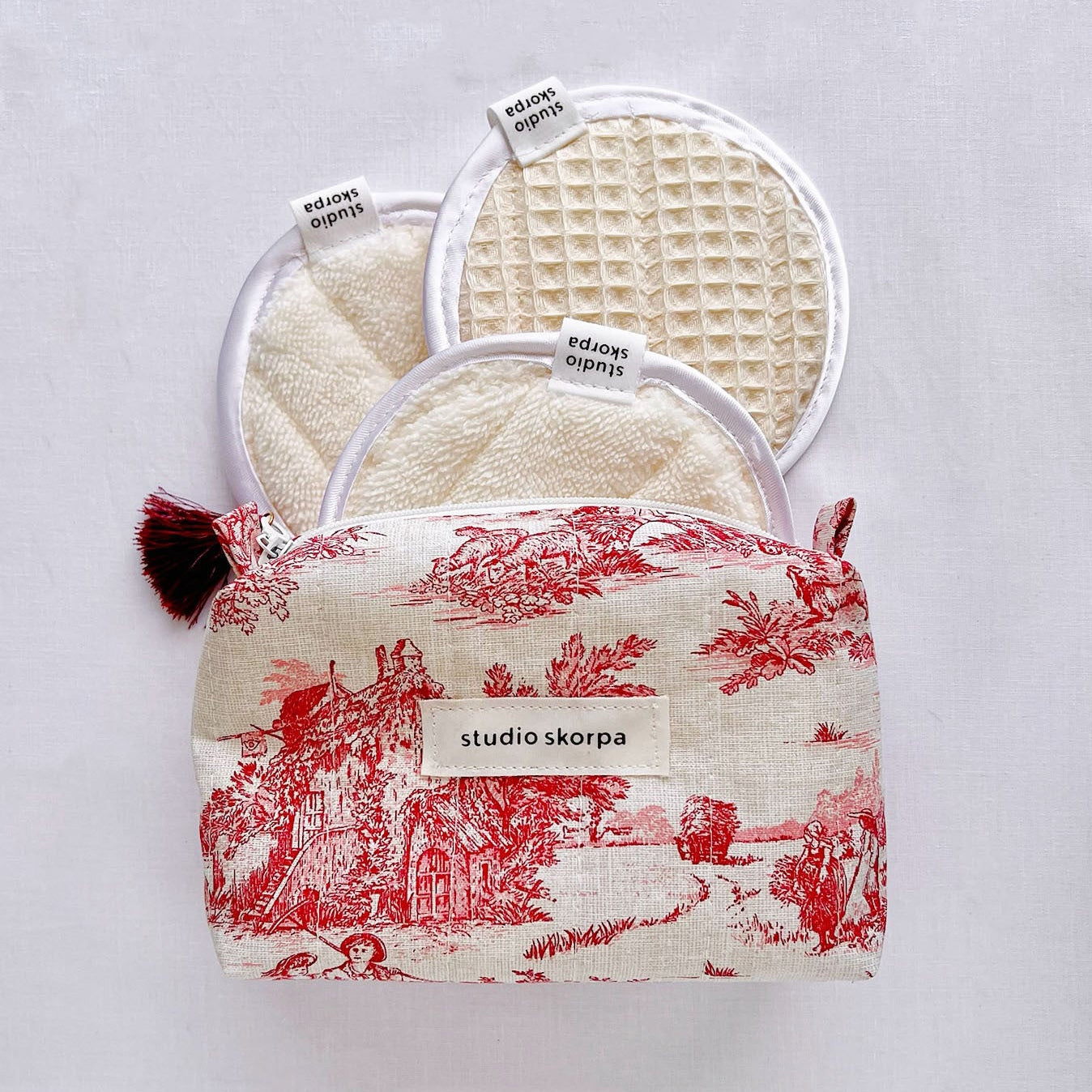 clean combo • toile de Jouy rouge