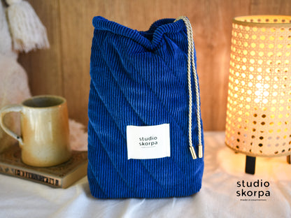 pochette livre • bleu royal