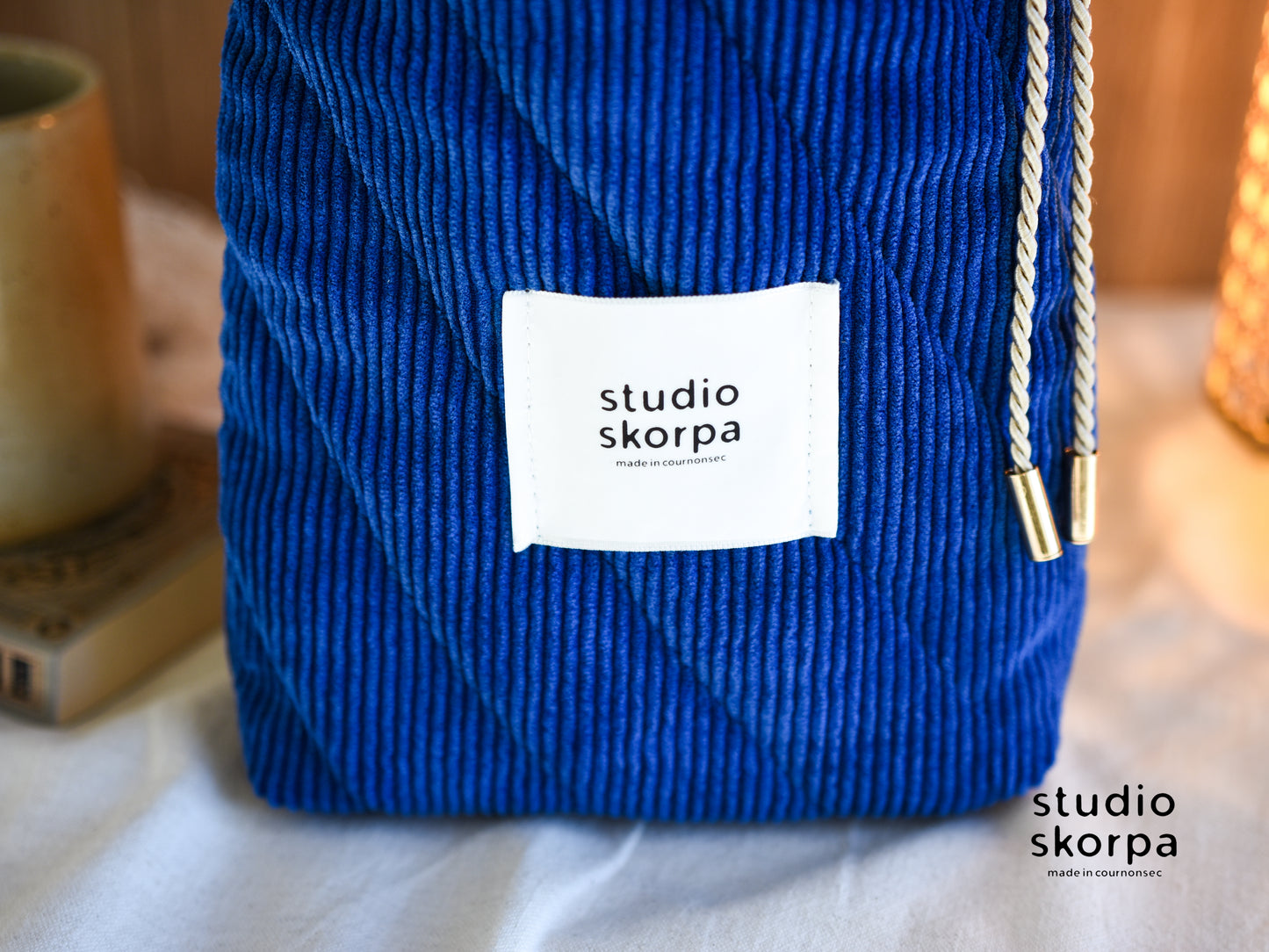 pochette livre • bleu royal