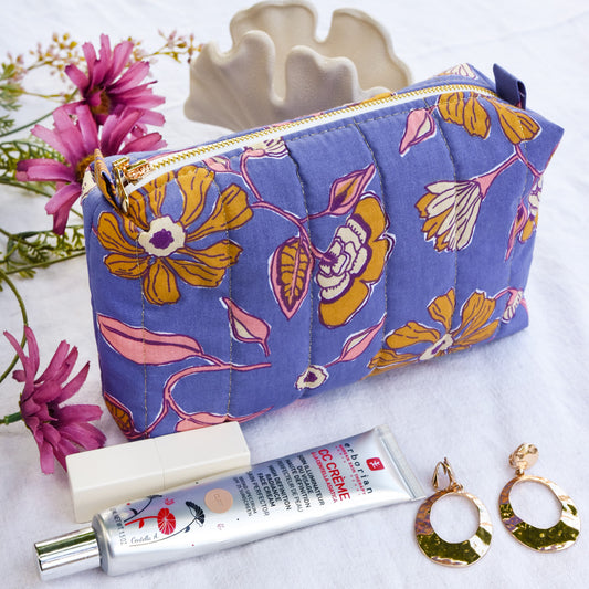 the perfect trousse • M • floral violet