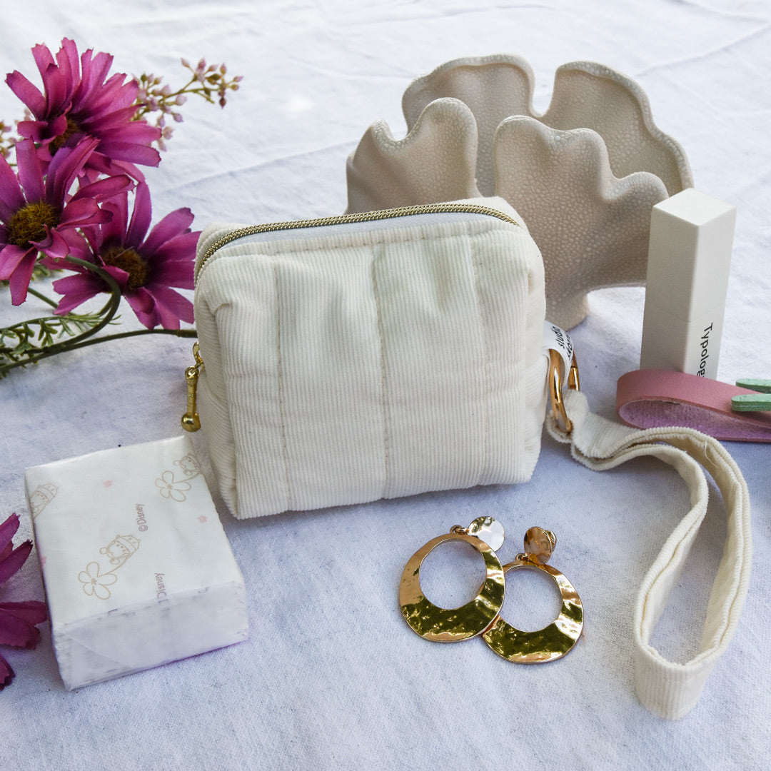 mini pochette • velours crème