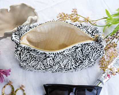 the perfect trousse • M • corail noir